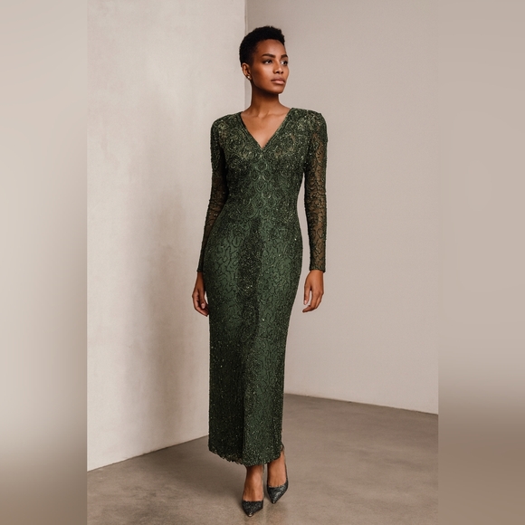 Long black beaded gown - Picture 1 of 10